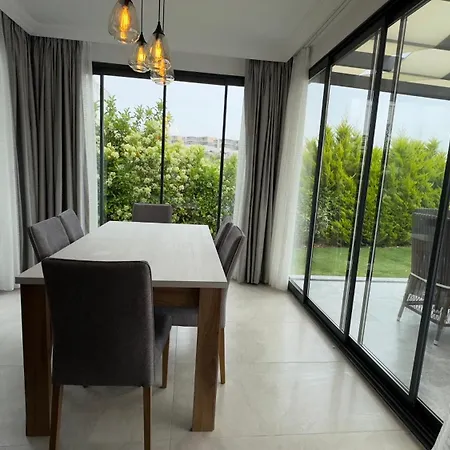 Akasya With Private Pool فيلة