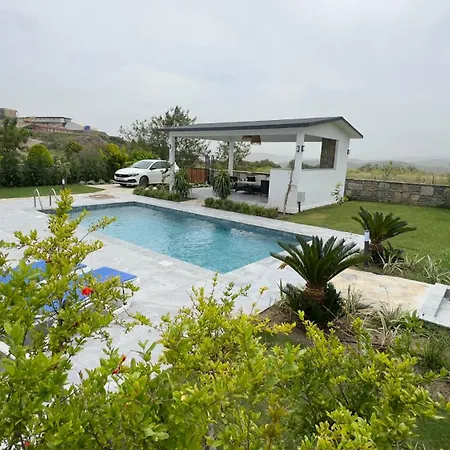 Akasya With Private Pool فيلة بوغازيتْشي
