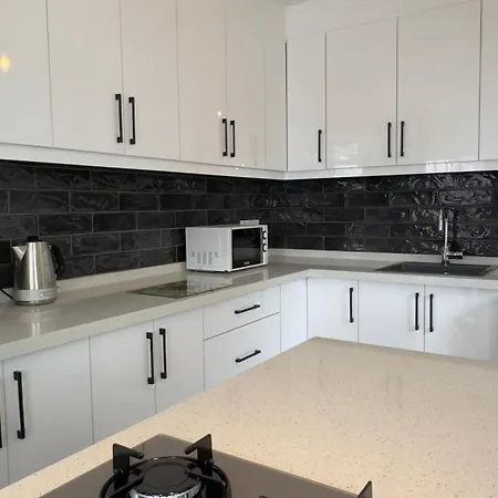 Akasya With Private Pool فيلة بوغازيتْشي