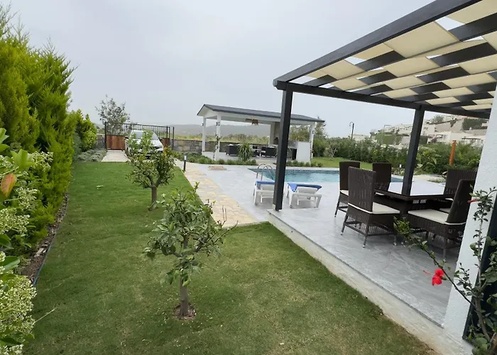 Akasya With Private Pool Villa